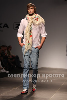 Показ дизайнера Yulia Latushkina (Юлия Латушкина) на BFW, Минск, 6.10.2010